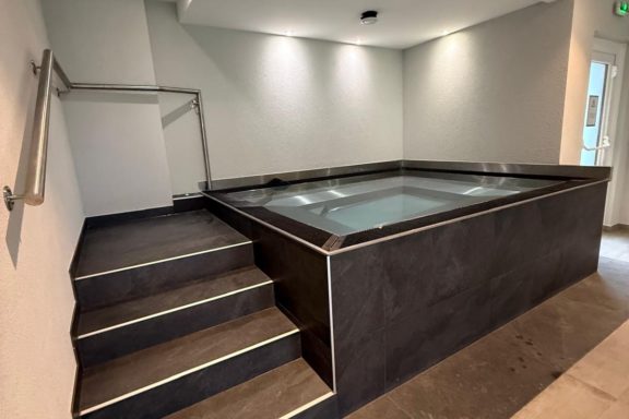 Nouveau Jacuzzi en Inox